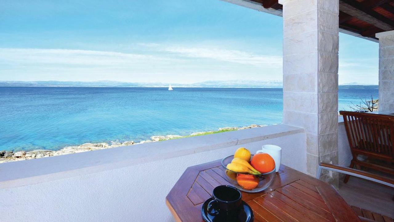 Schoenes Ferienhaus Direkt Am Meer Стоморска Экстерьер фото